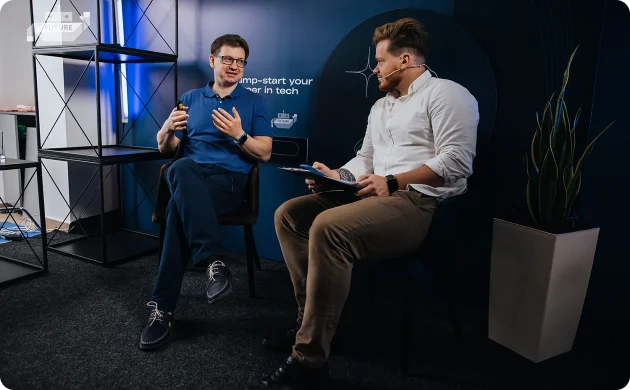 SIDE BY SIDE WITH EXPERTS